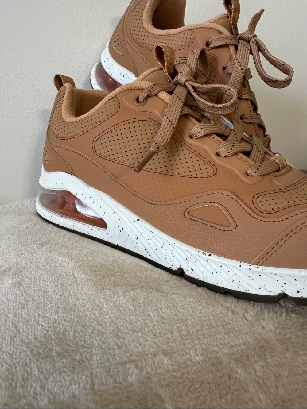 New Skechers Uno Women's Stand on Air Tan Brown Sneakers . New. Size 9 NB - Picture 4 of 7
